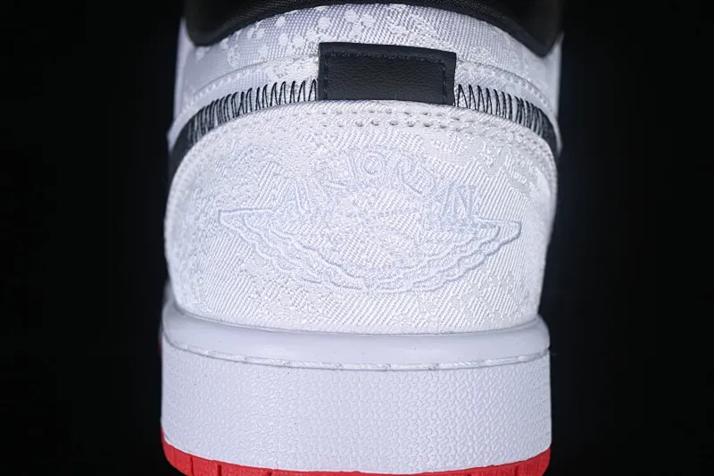 All categories Air Jordan Jordan series basketball shoes Air Jordan 1 Low Z version CLOT x Air Jordan 1 Low "Fearles" AJ1 Joe 1 white silk low-top cultural casual sneakers CU2804-100